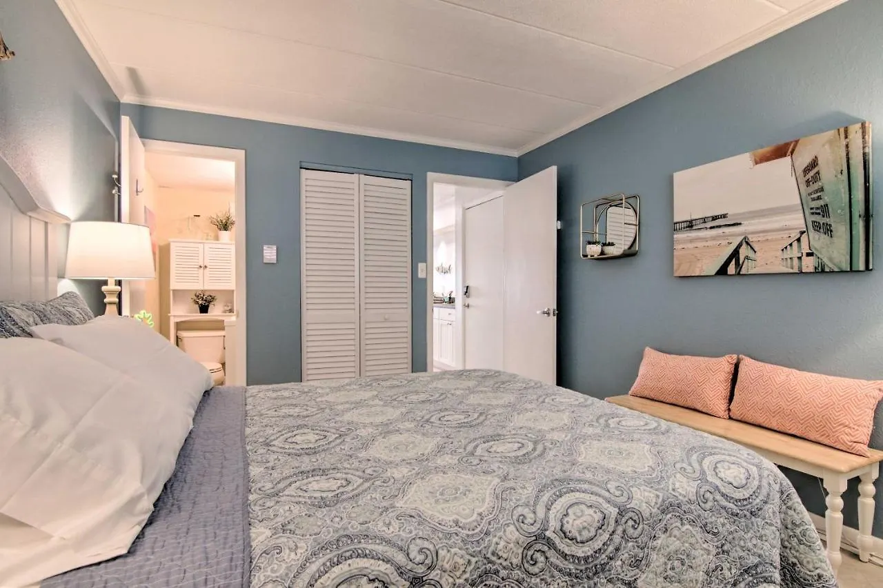 Retreat With Balcony On Ocean Beach! Ocean City