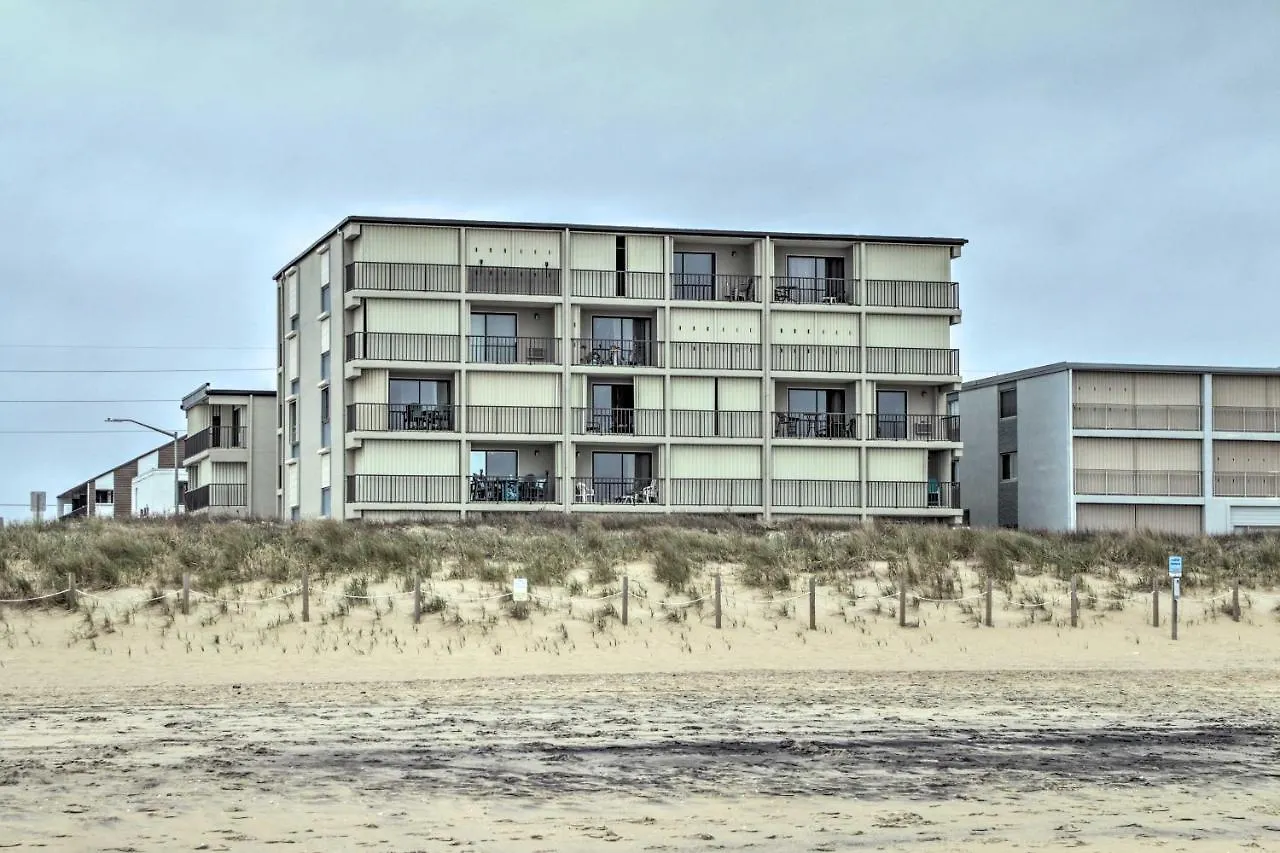 Retreat With Balcony On Ocean Beach! Ocean City