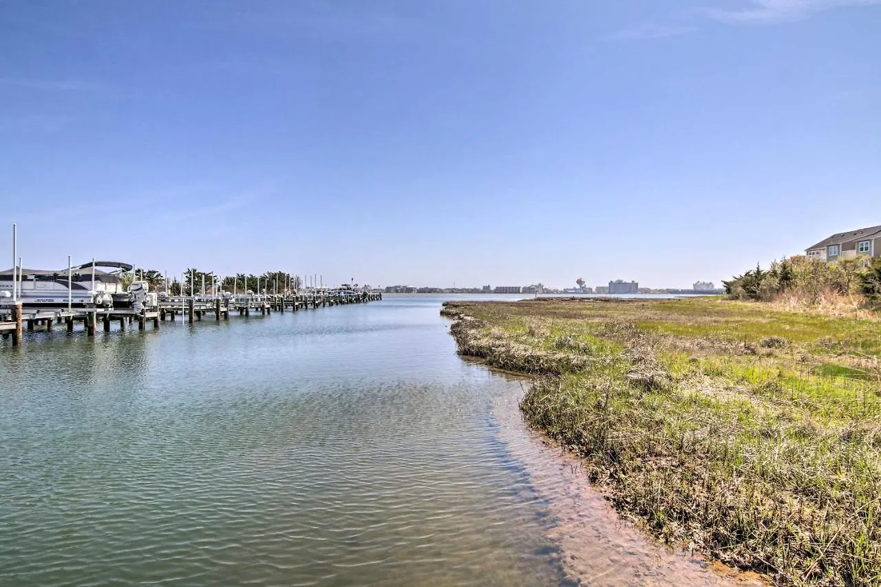 Holiday home Ocean Boat Slip, Bay View And Pool Access Ocean City