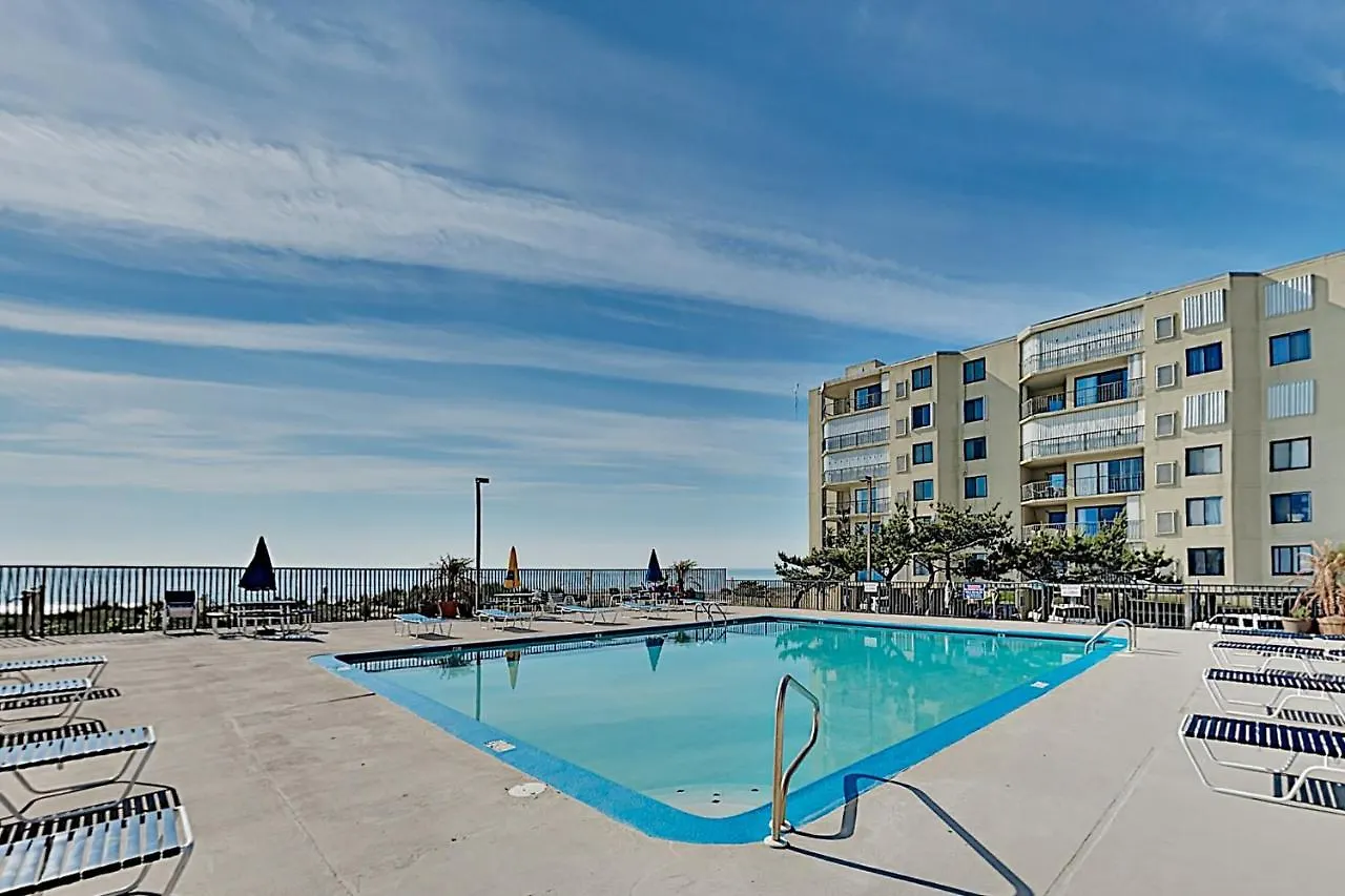 9400 Bldg #203 *