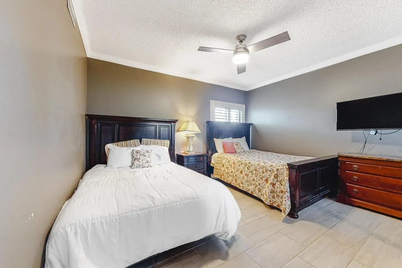 Ocean's Edge 302 Apartment *