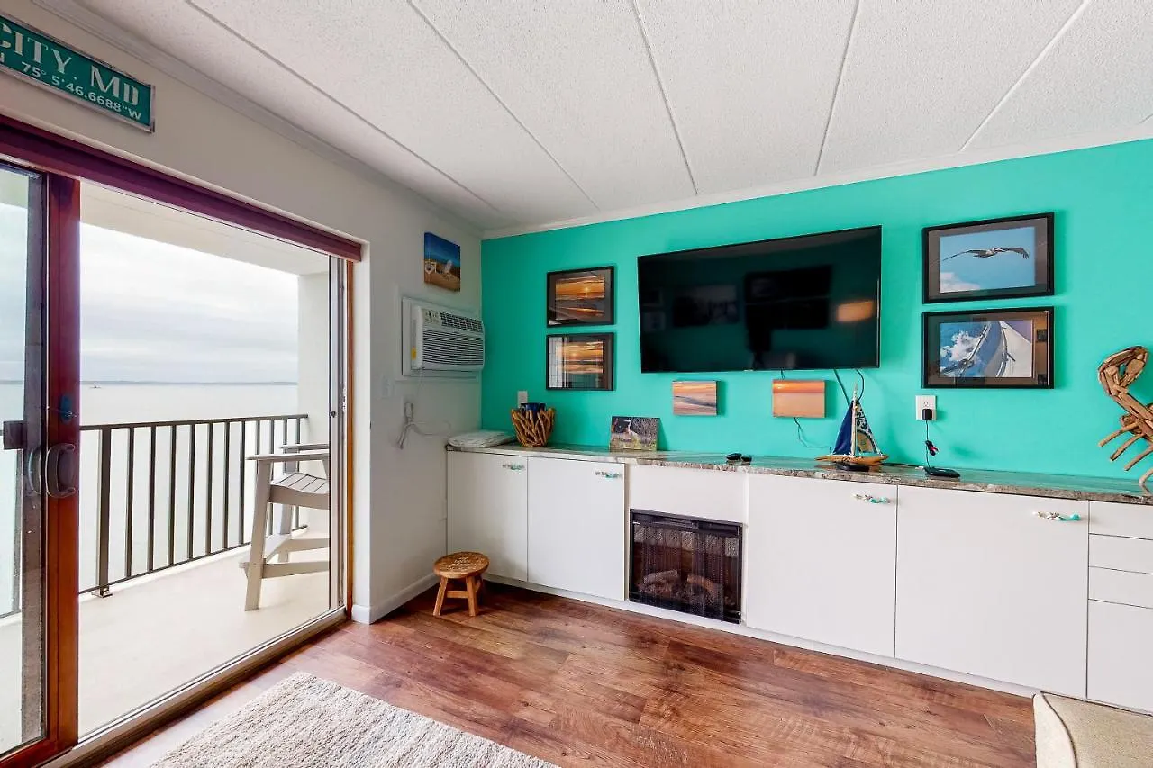 Pintail Point Apartment