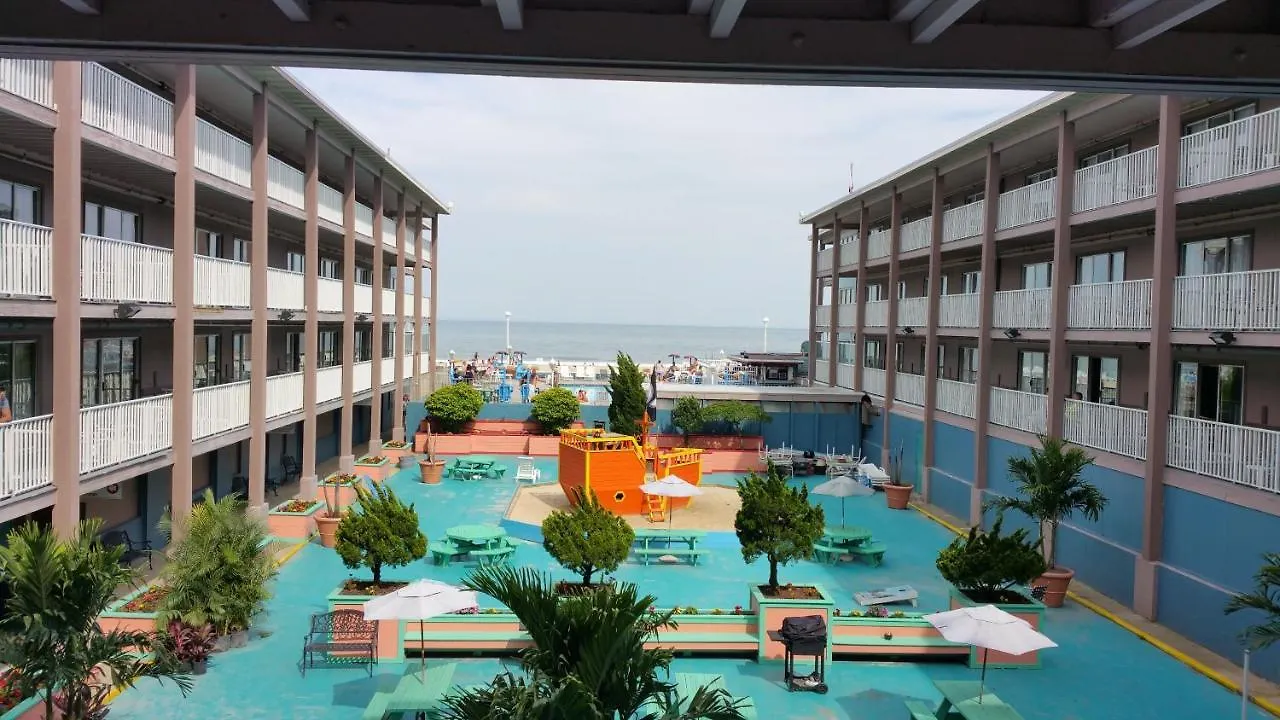 Flagship Oceanfront 2*