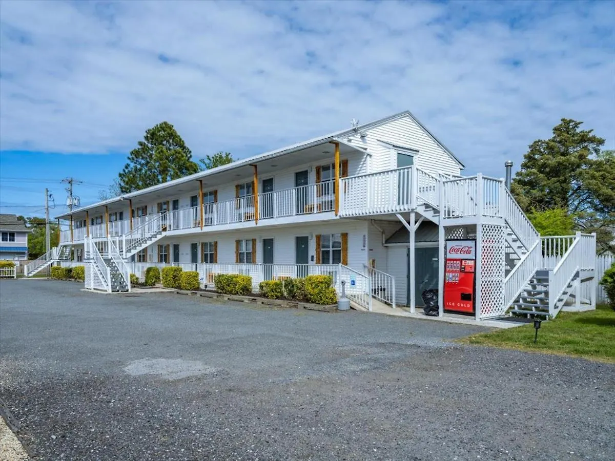 Motel Bum West-o