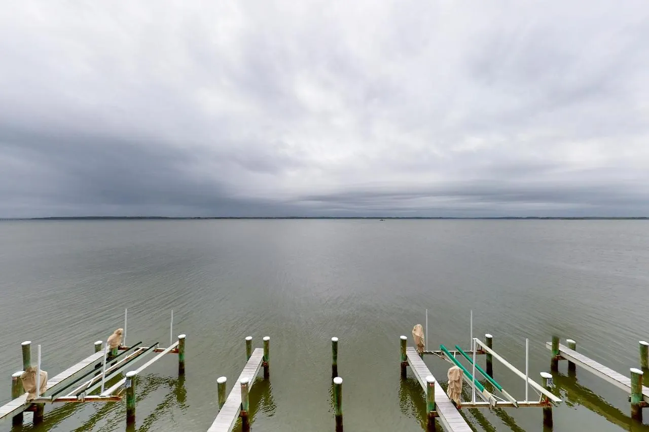 Pintail Point *