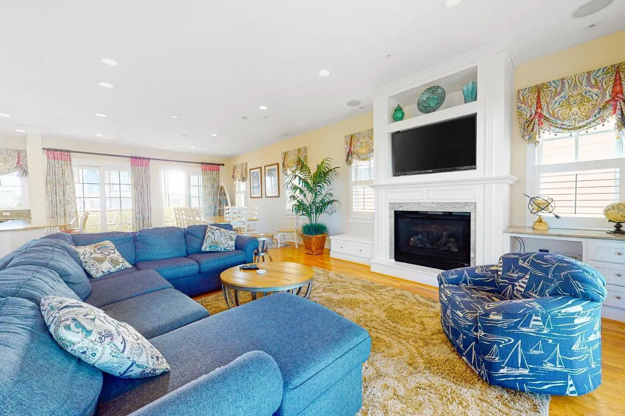 Sunset Island - Beachside Mews 1 & 2 * Ocean City