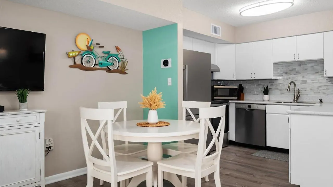 Holiday home Cozy Oceanside 1 Bed, Pool, Beach Gear, Near Beach *