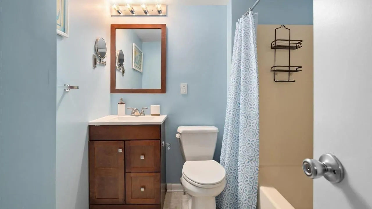 Holiday home Cozy Oceanside 1 Bed, Pool, Beach Gear, Near Beach *