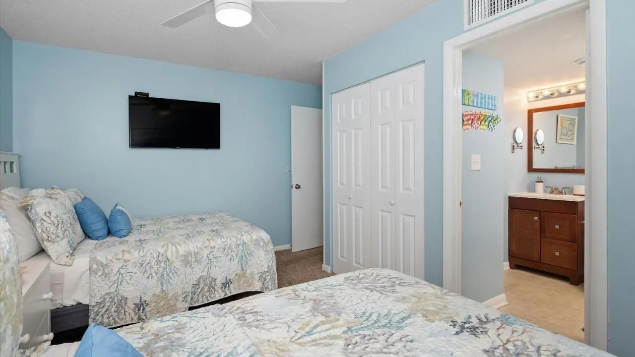 Cozy Oceanside 1 Bed, Pool, Beach Gear, Near Beach Holiday home Ocean City