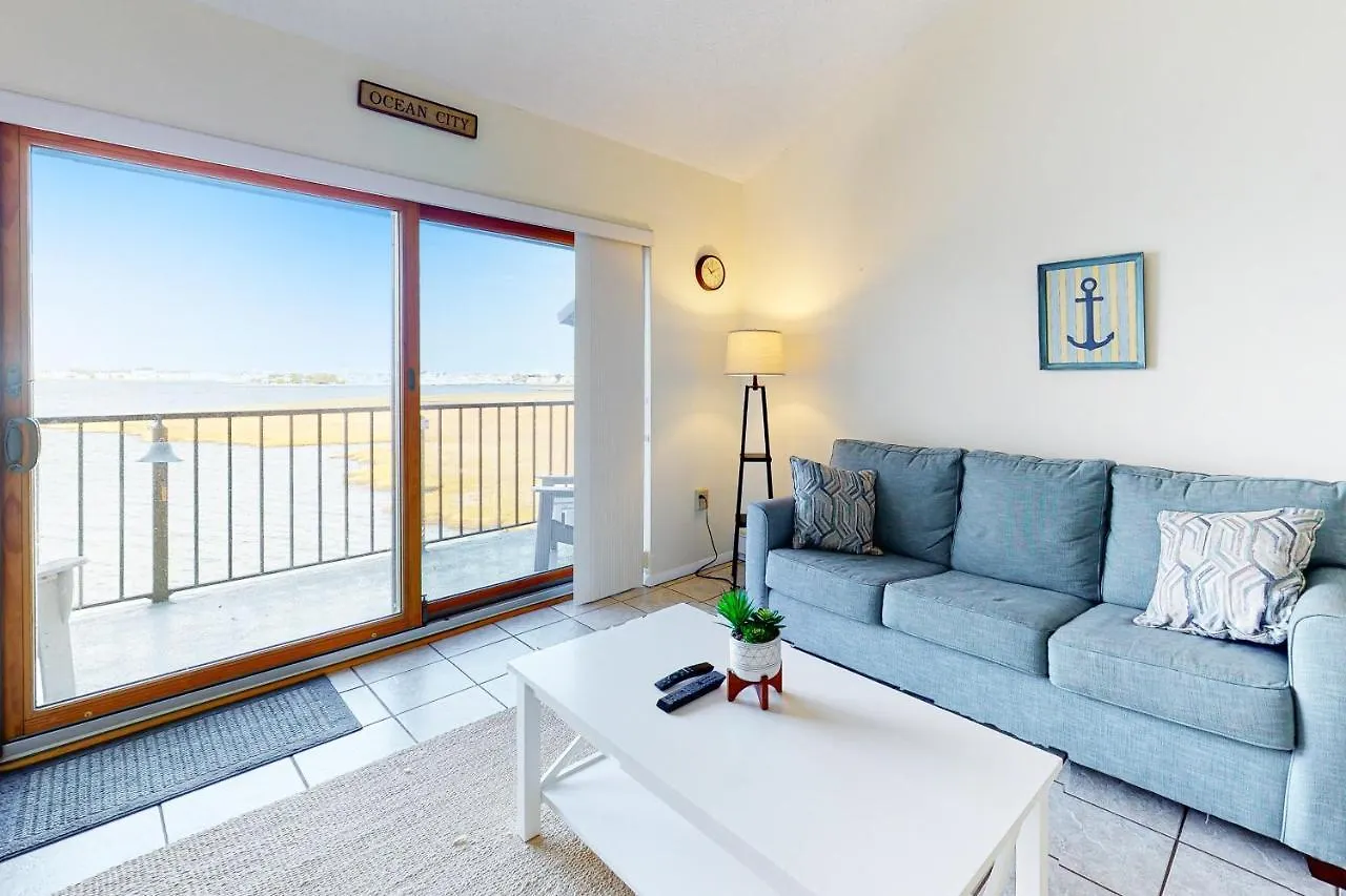 Pintail Point Apartment