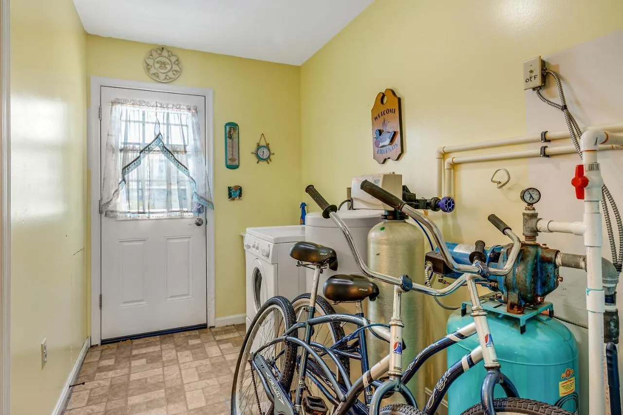 Canalside Comforts Holiday home