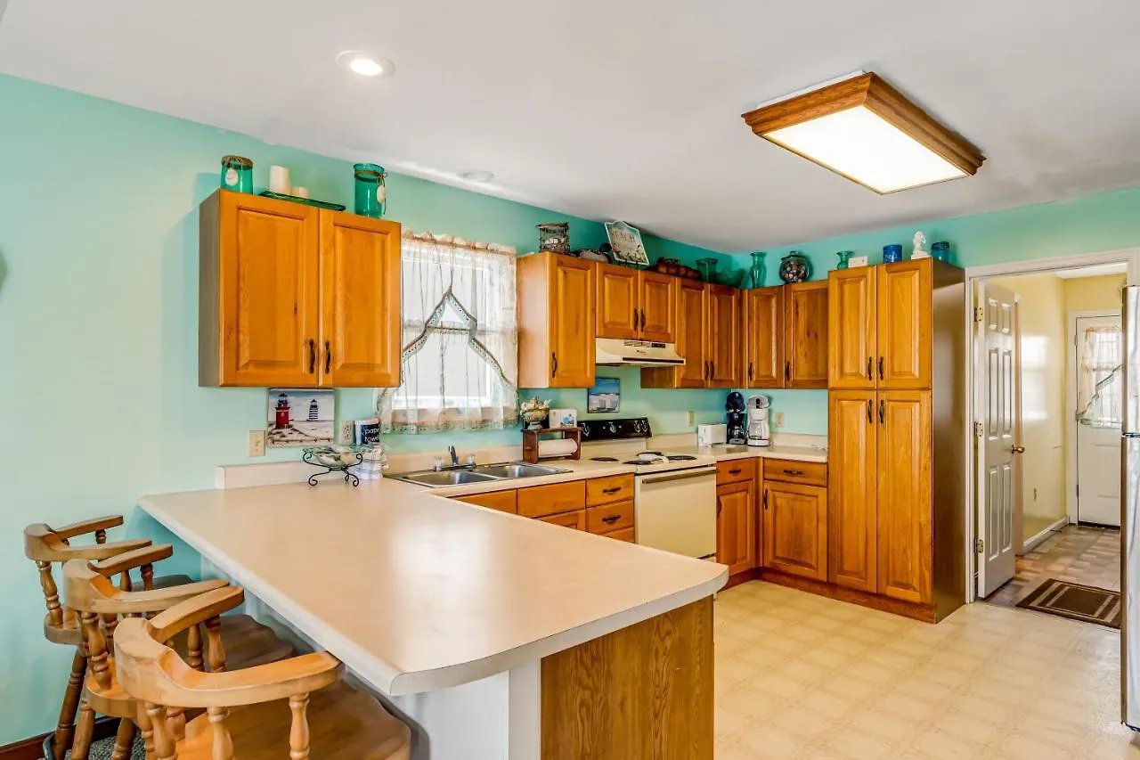 Canalside Comforts Holiday home