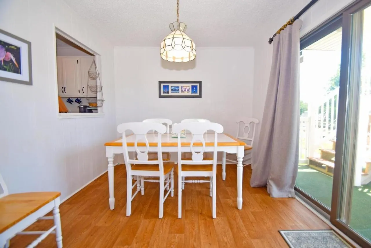 Bridgepoint Ii 5d Apartment *