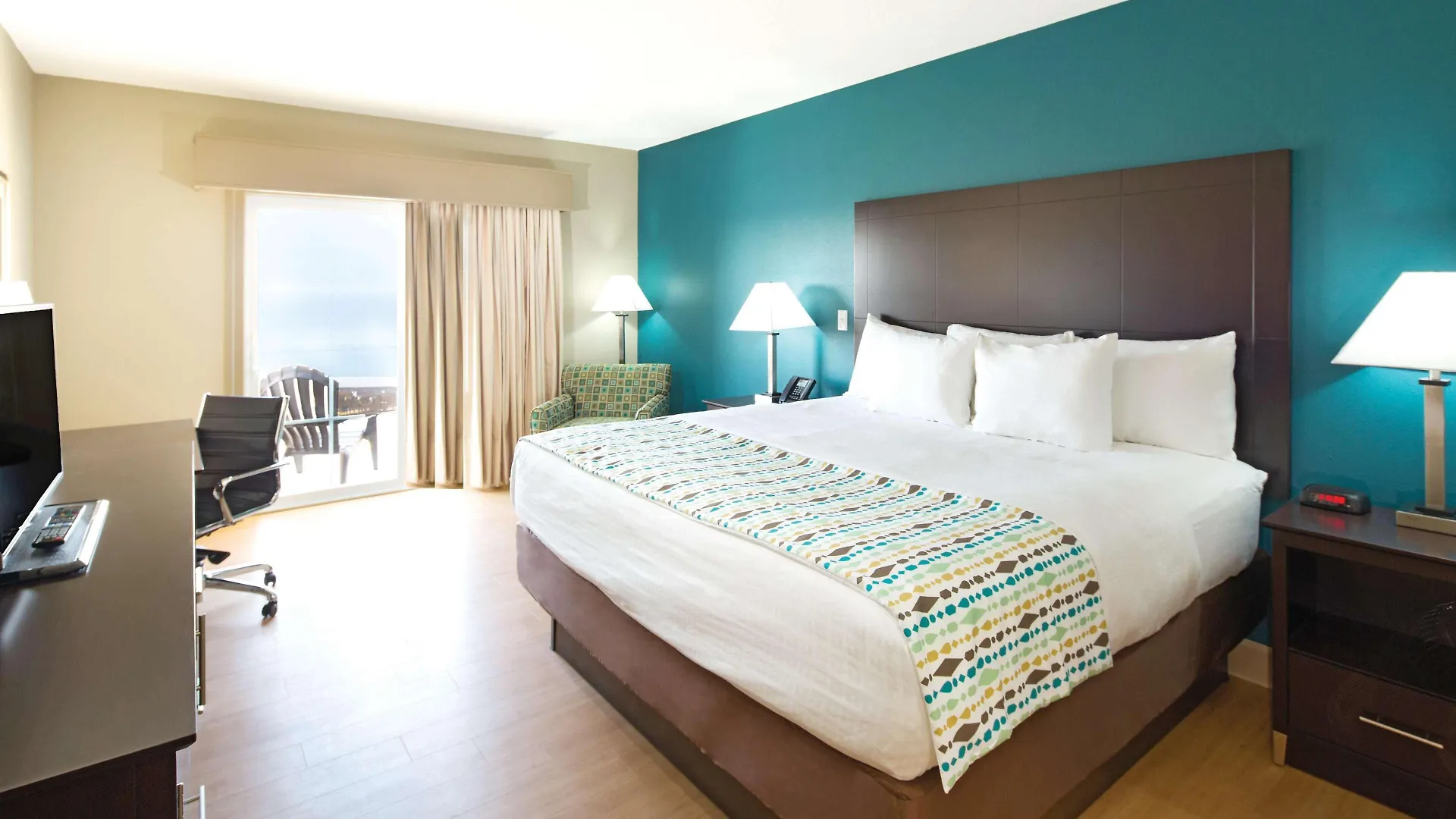Hotel La Quinta By Wyndham Ocean