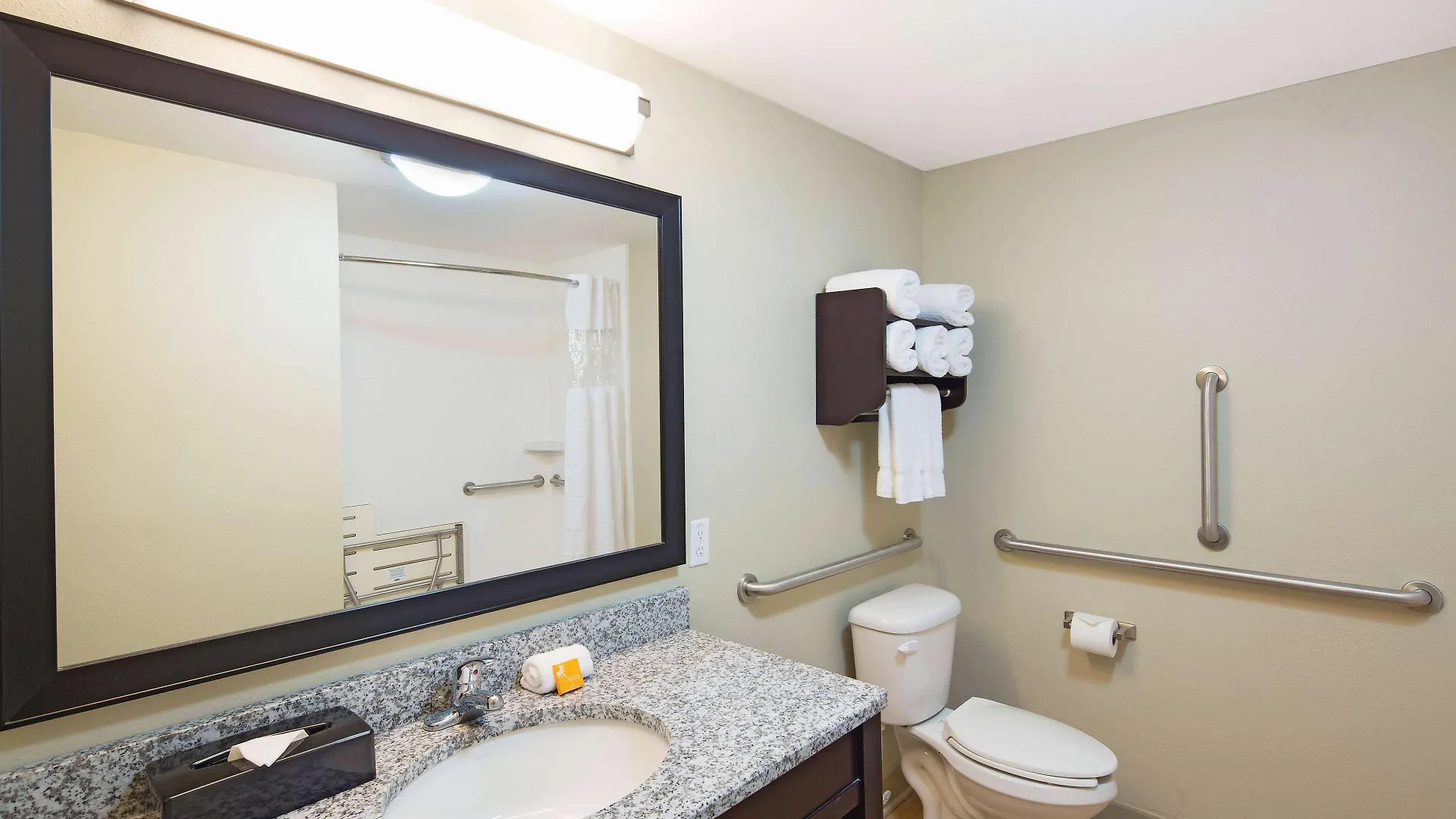 La Quinta By Wyndham Ocean 3*