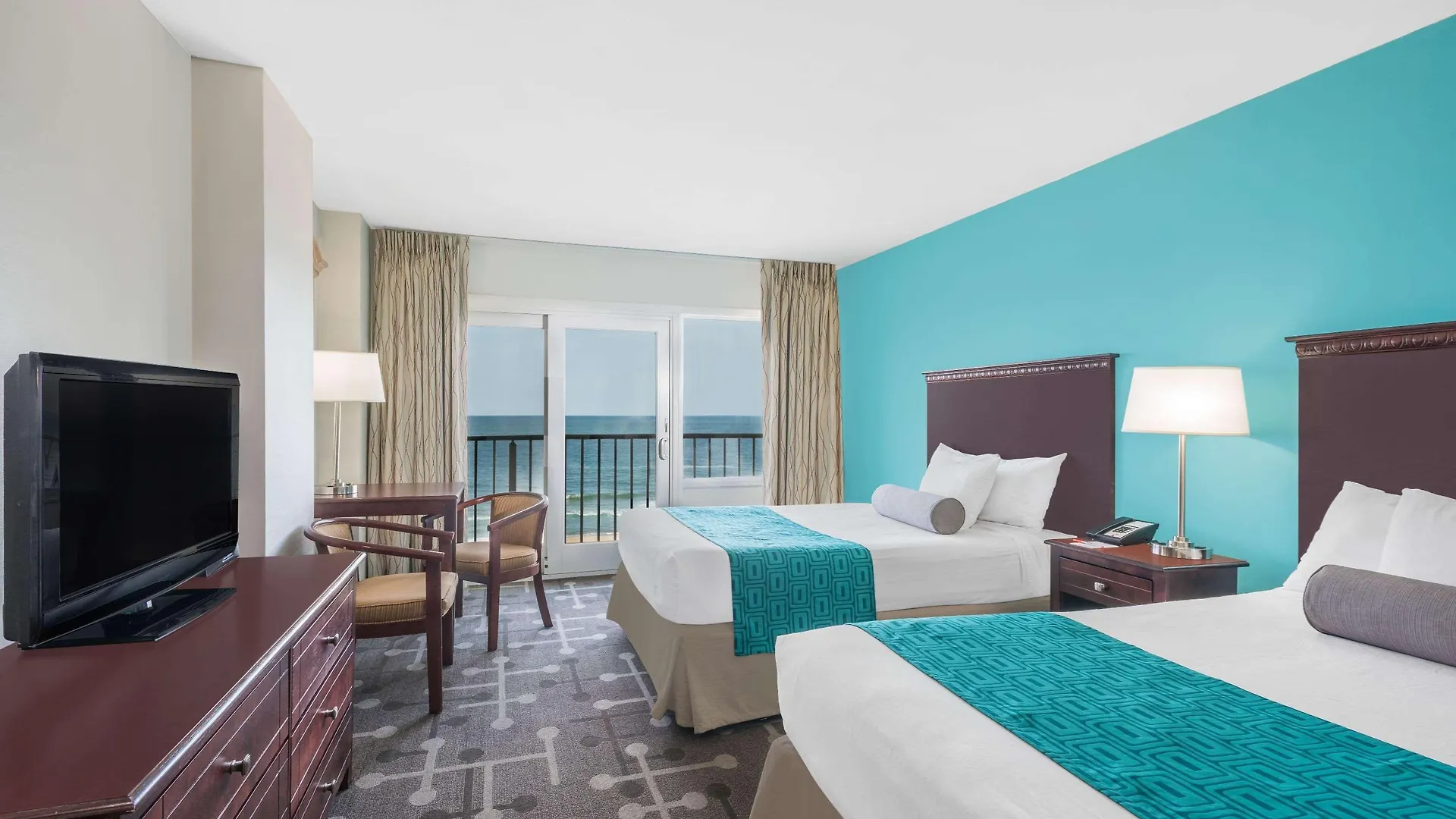 Howard Johnson Plaza By Wyndham Ocean Oceanfront