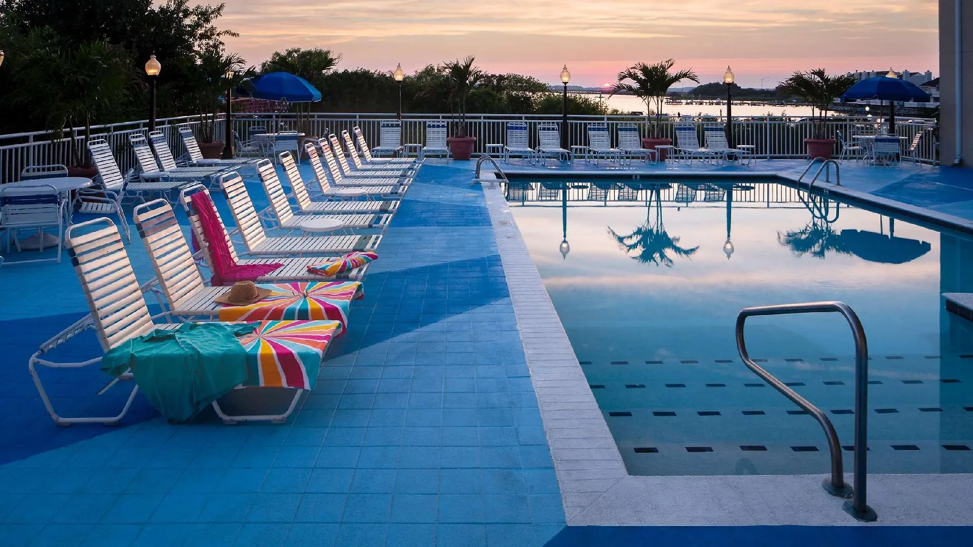 Coconut Malorie Hotel, Ascend Collection Hotel