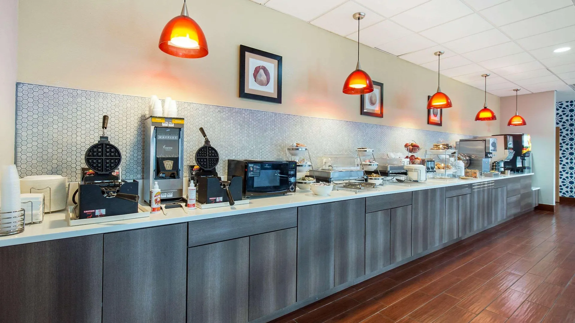 Gateway & Suites, Ascend Collection Hotel