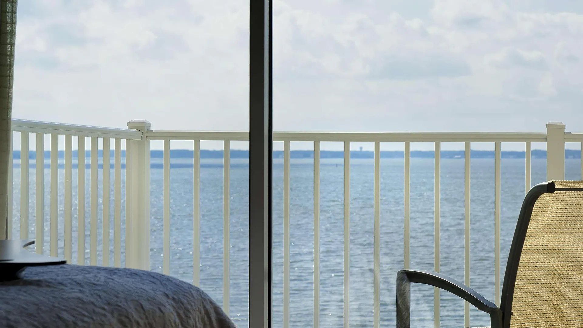 Hampton & Ocean Bayfront-convention Center 3*