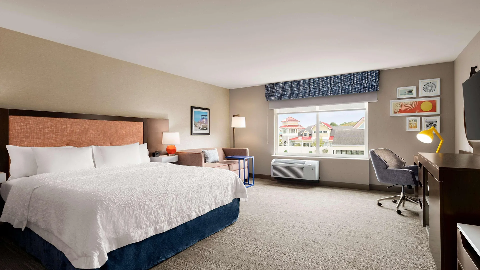 Hotel Hampton & Ocean West