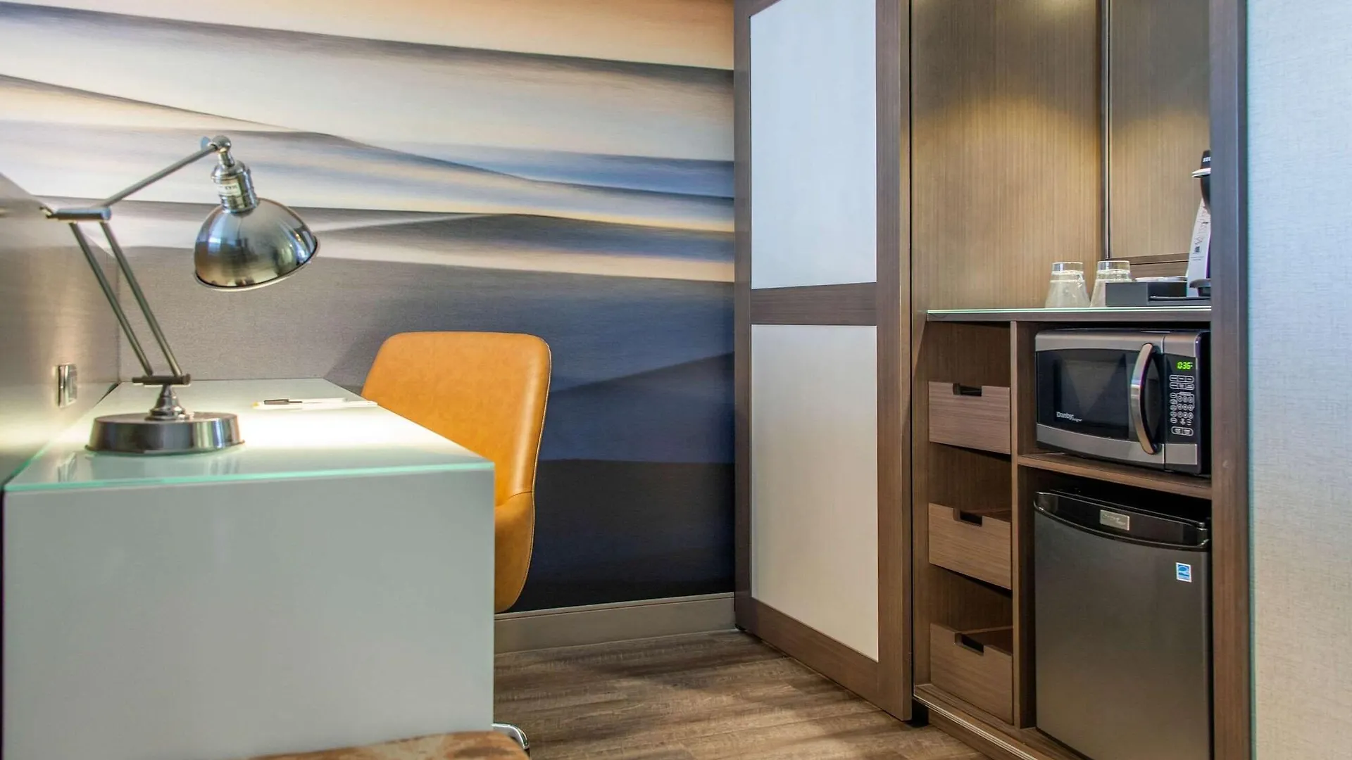 Cambria Ocean - Bayfront Отель Ошен Сити