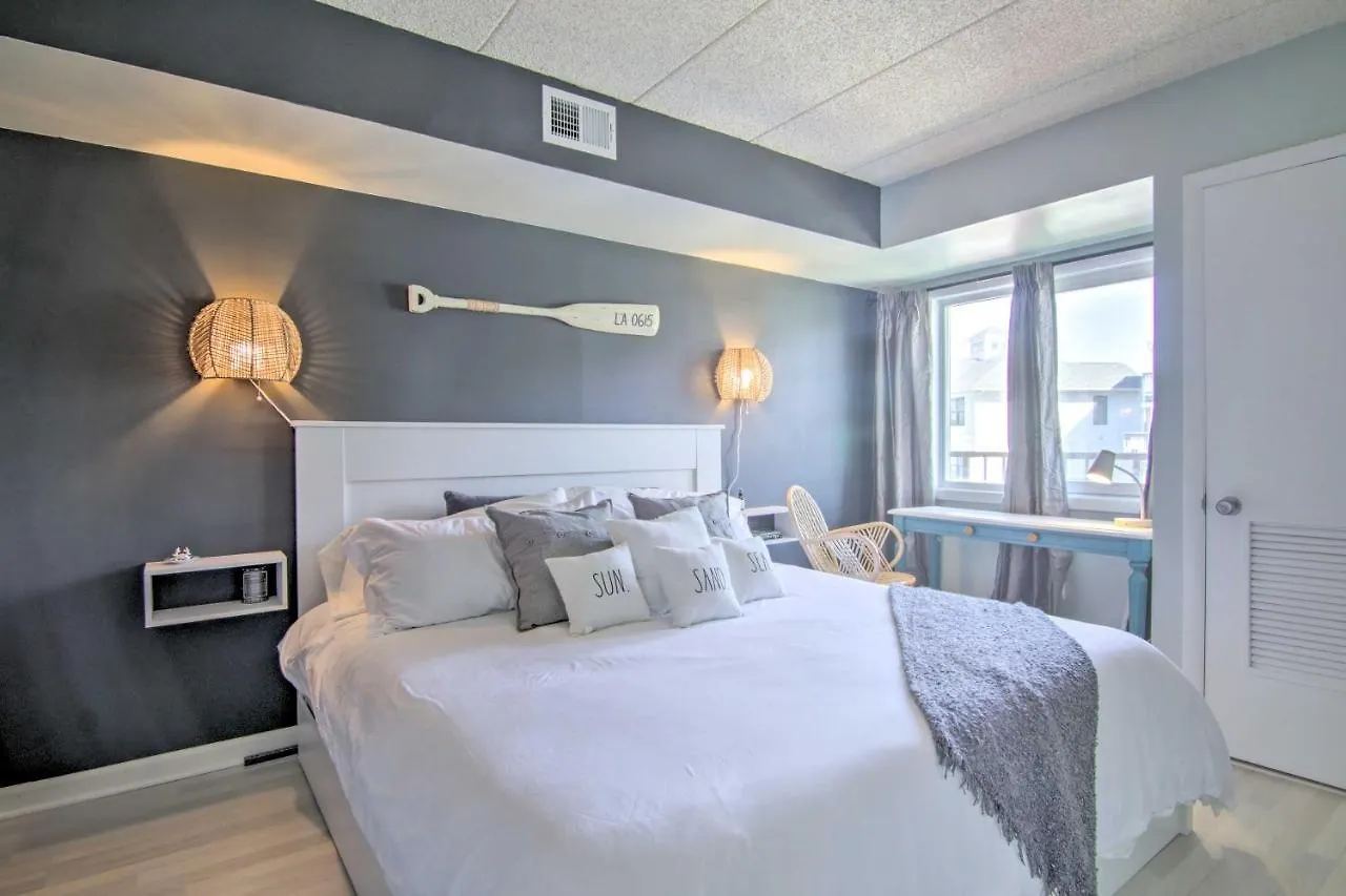 Waterfront Ocean With Nautical Charm Apartmán