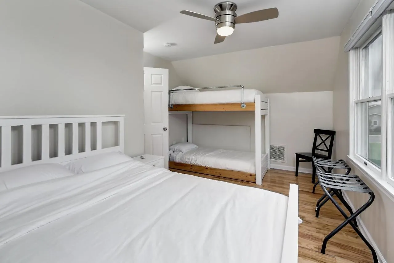Charming Family 7 Mins To Dog Friendly *