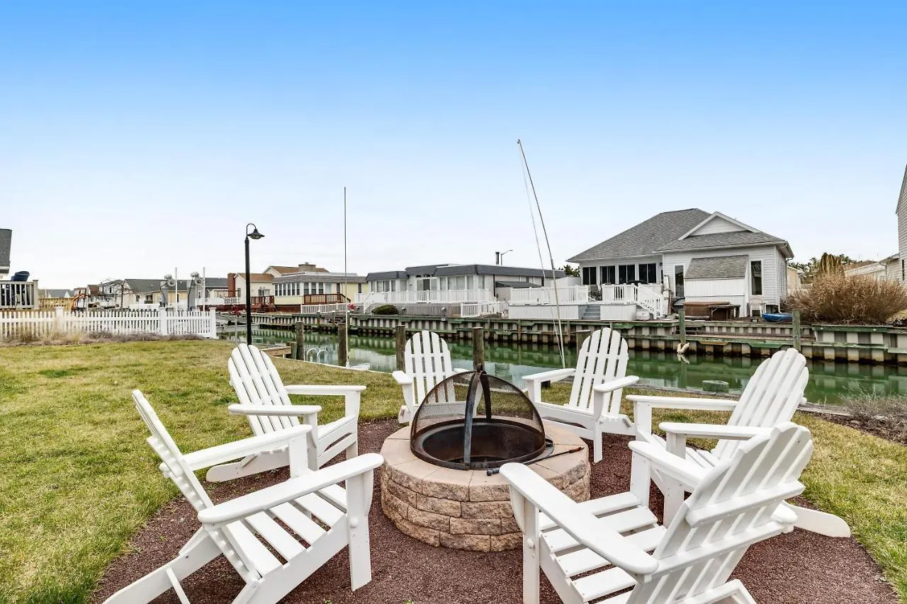 Old Wharf Wonder Holiday home *