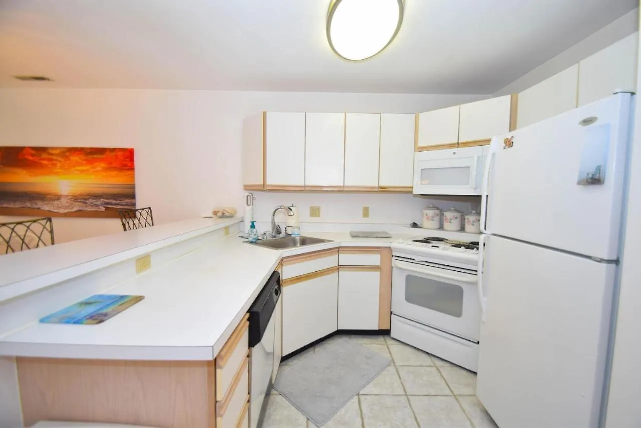 Harbour Club G7 Apartment