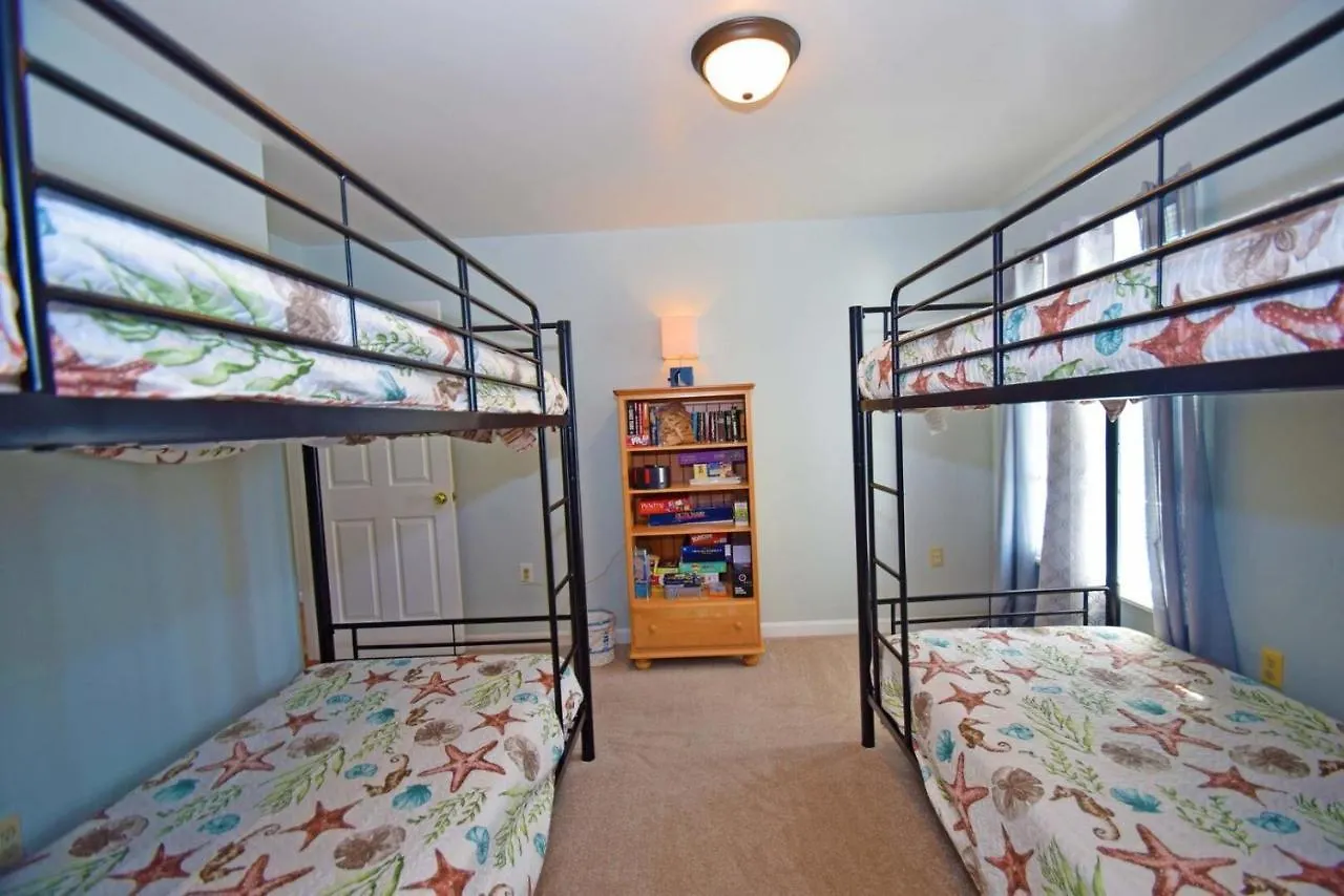 Holiday home Barge Road 13609 *