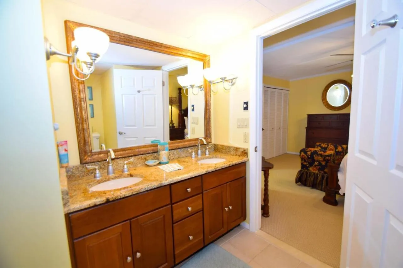 Harbour Island 304k Apartment *