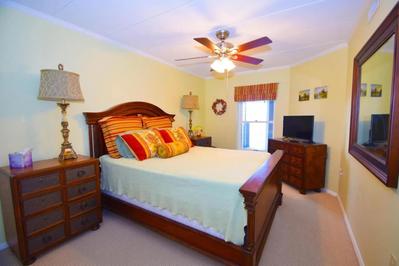 Harbour Island 304k Apartment