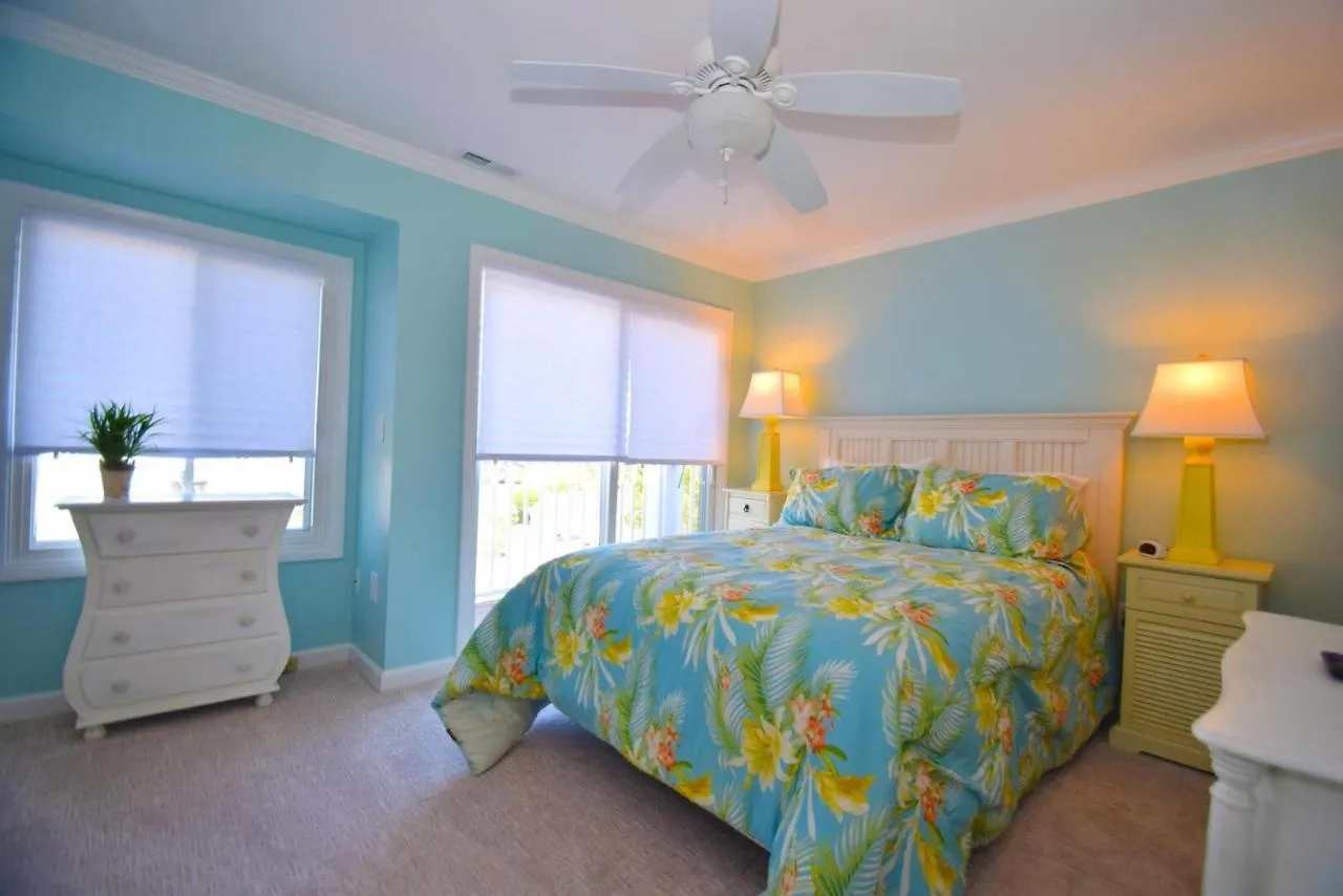 Harbour Island 21c Townhouse Holiday home Ocean City