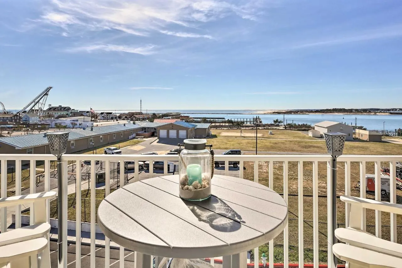 End-unit Ocean With Panoramic Views! *