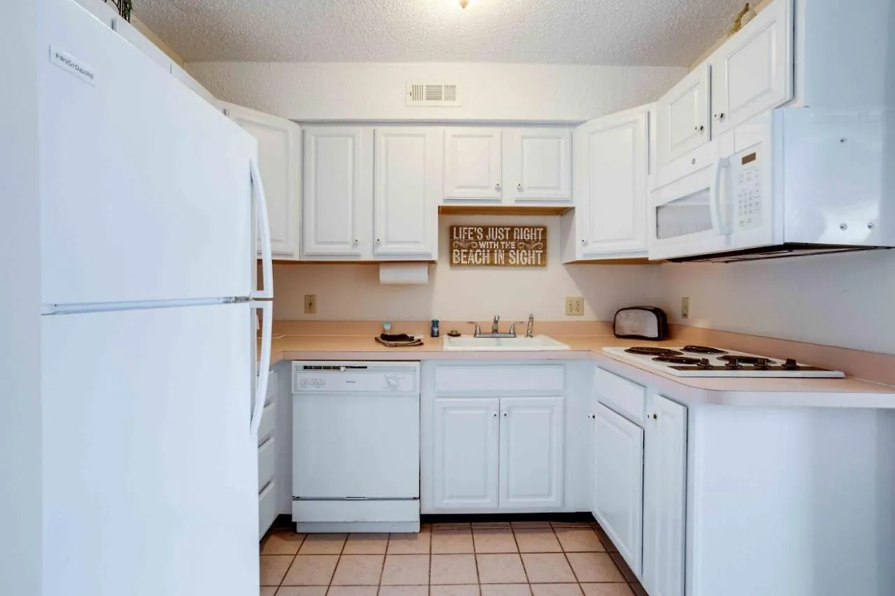Marylander Condominiums, 90 Steps From The Aparthotel Ocean City