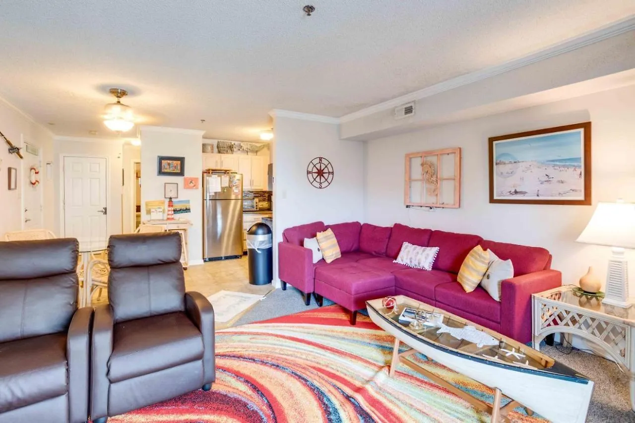 Marylander Condominiums, 90 Steps From The Aparthotel