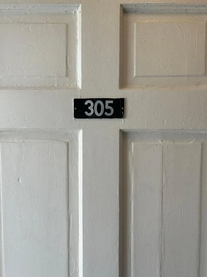The Admiral Hotel/motel 2*