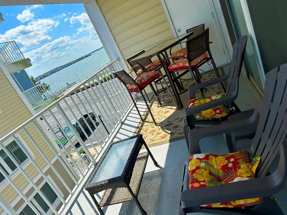 Thunder Island 75b Apartment *