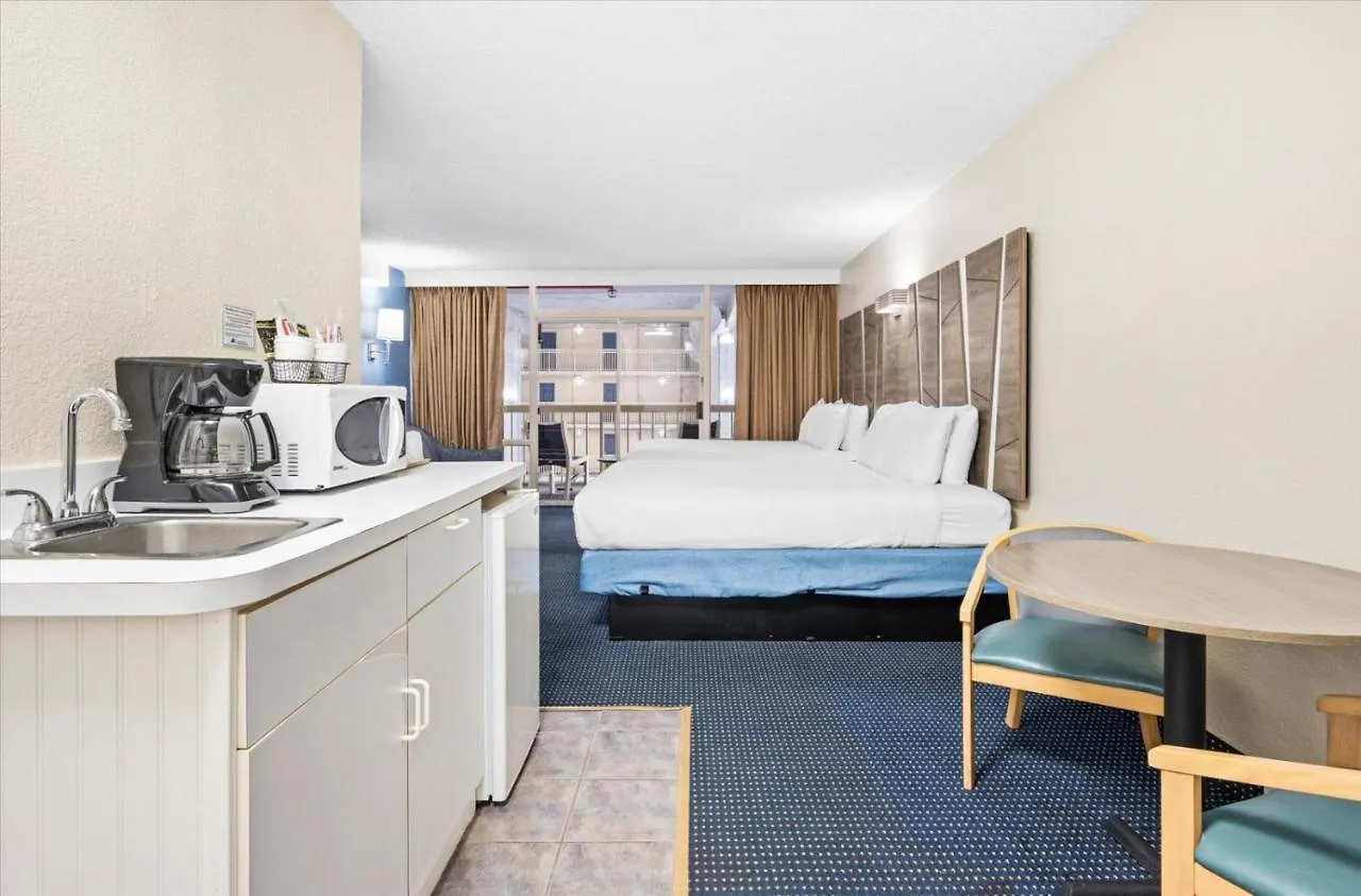 Hotel Carousel And 3*