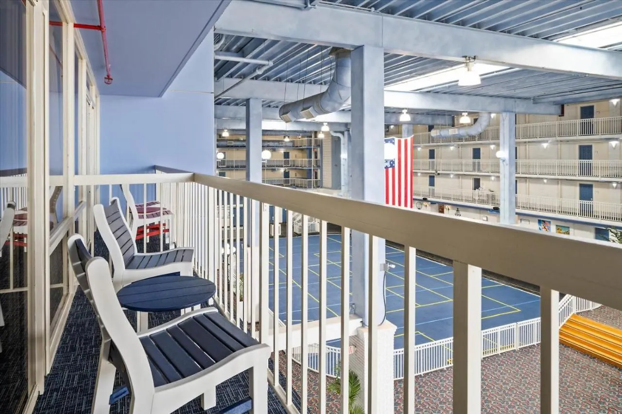 Hotel Carousel And Ocean City