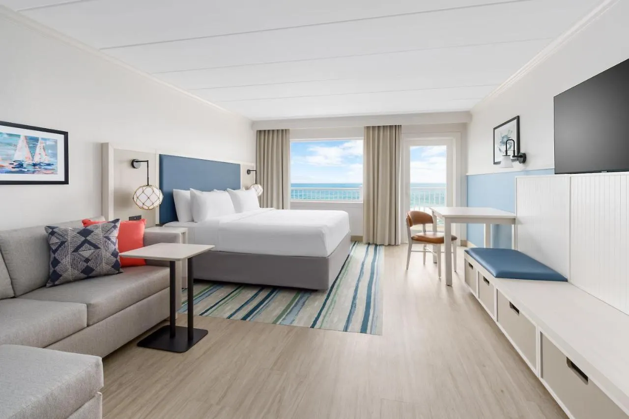 מלון Hilton Garden Ocean Oceanfront