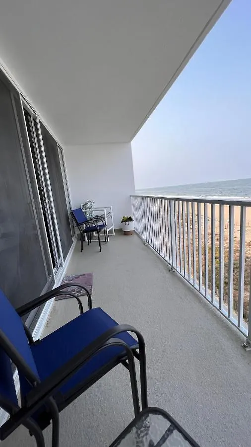 아파트 Oceanfront With Pool And Direct Access On 30th Street