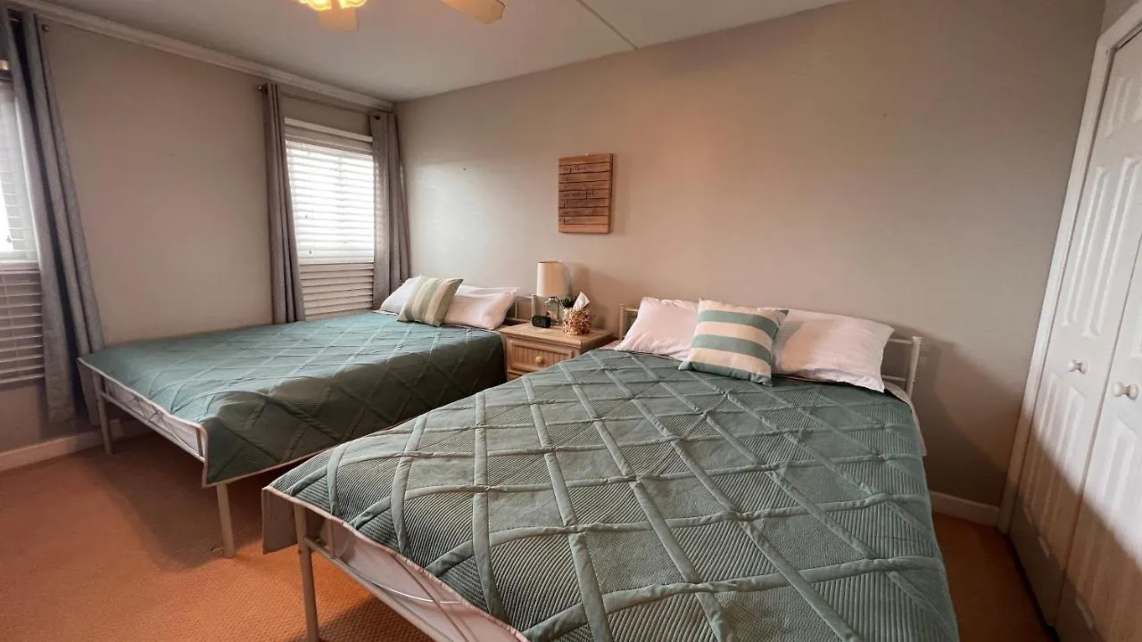 아파트 Oceanfront With Pool And Direct Access On 30th Street