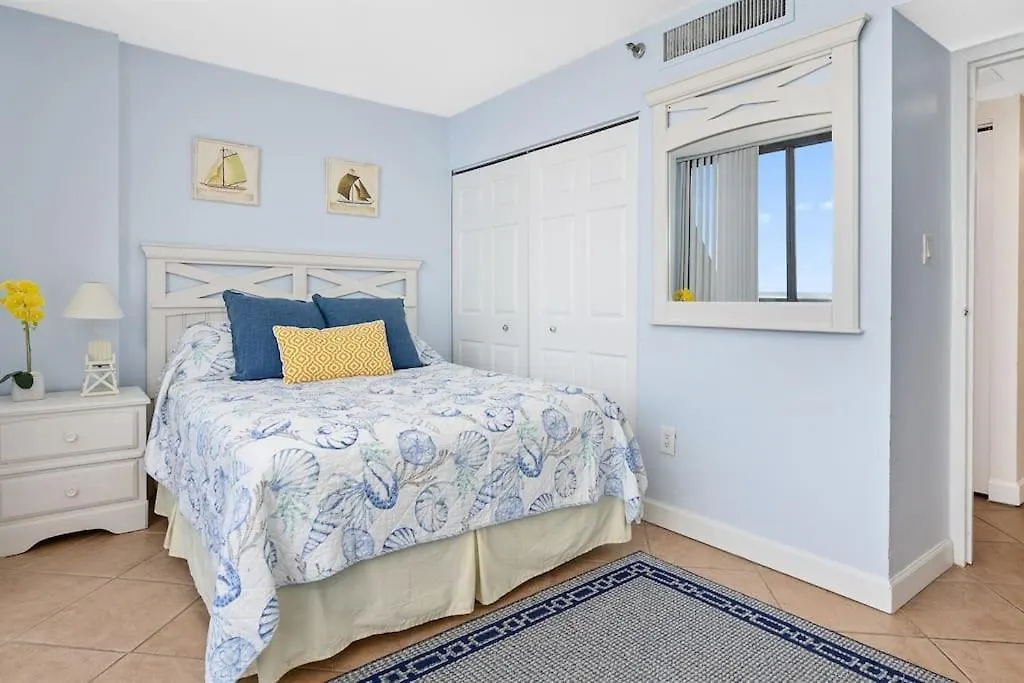 Stunning Oceanfront 2 Story Holiday home Ocean City