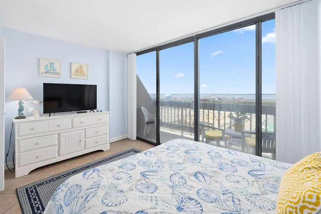 Stunning Oceanfront 2 Story Ocean City