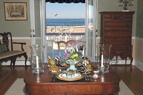 B&B Walk On The Ocean