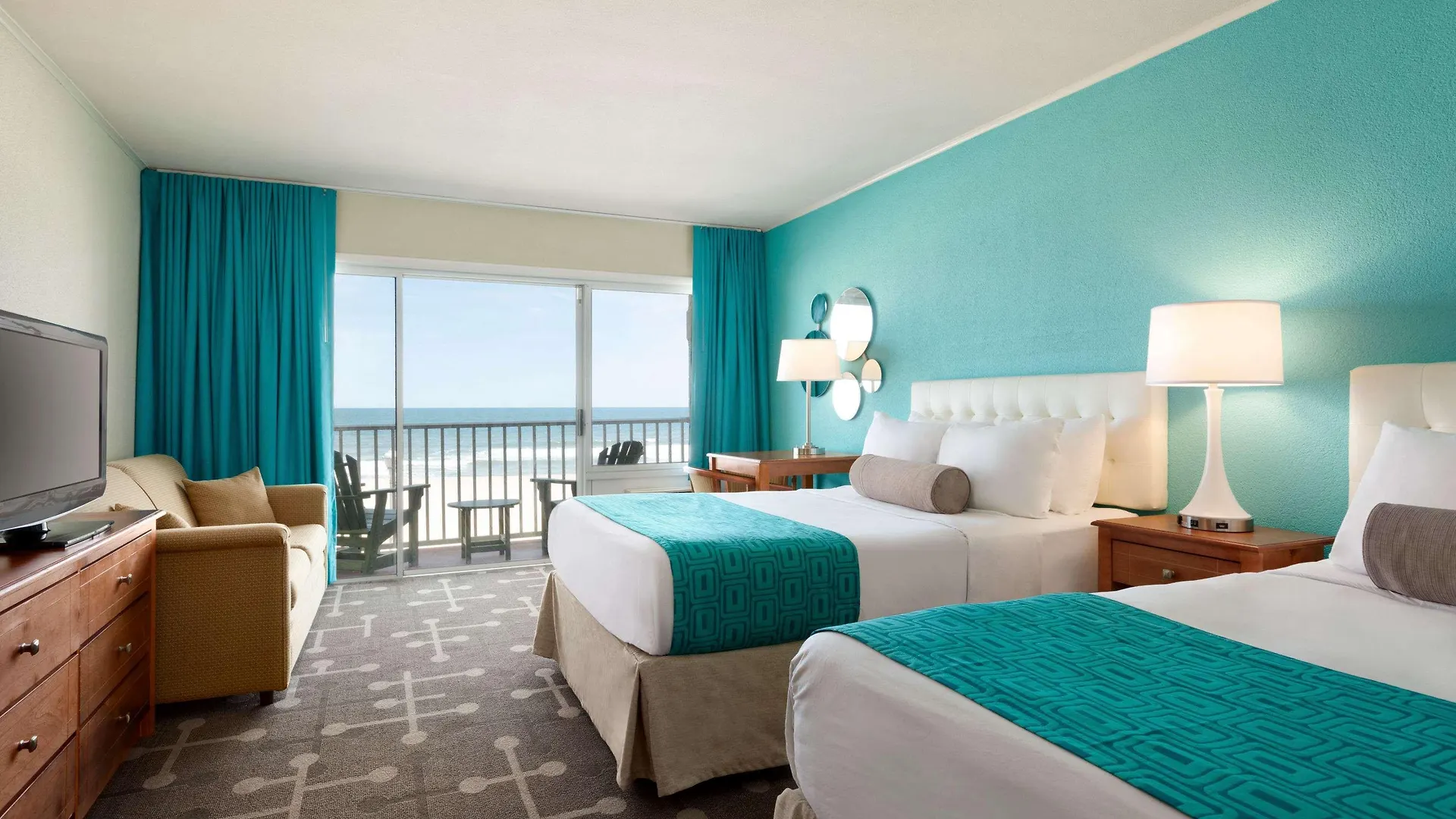 Hotel Howard Johnson By Wyndham Ocean Oceanfront