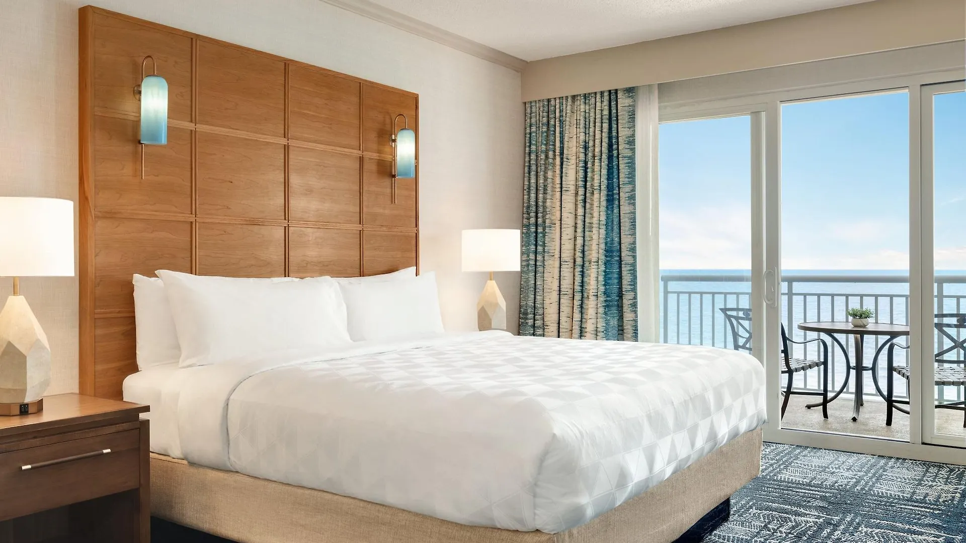 & Ocean By Ihg Resort 3*