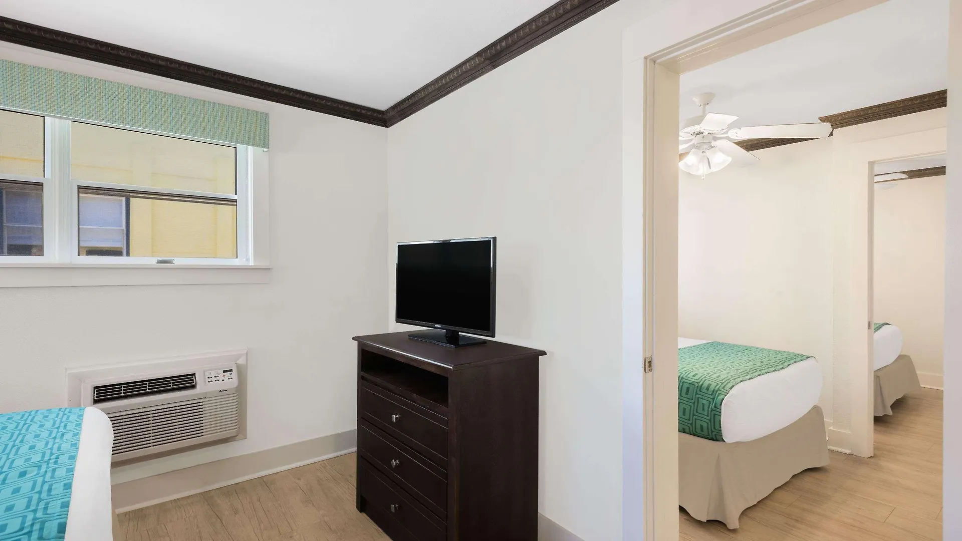 Hotel Days By Wyndham Ocean Oceanfront Ocean City