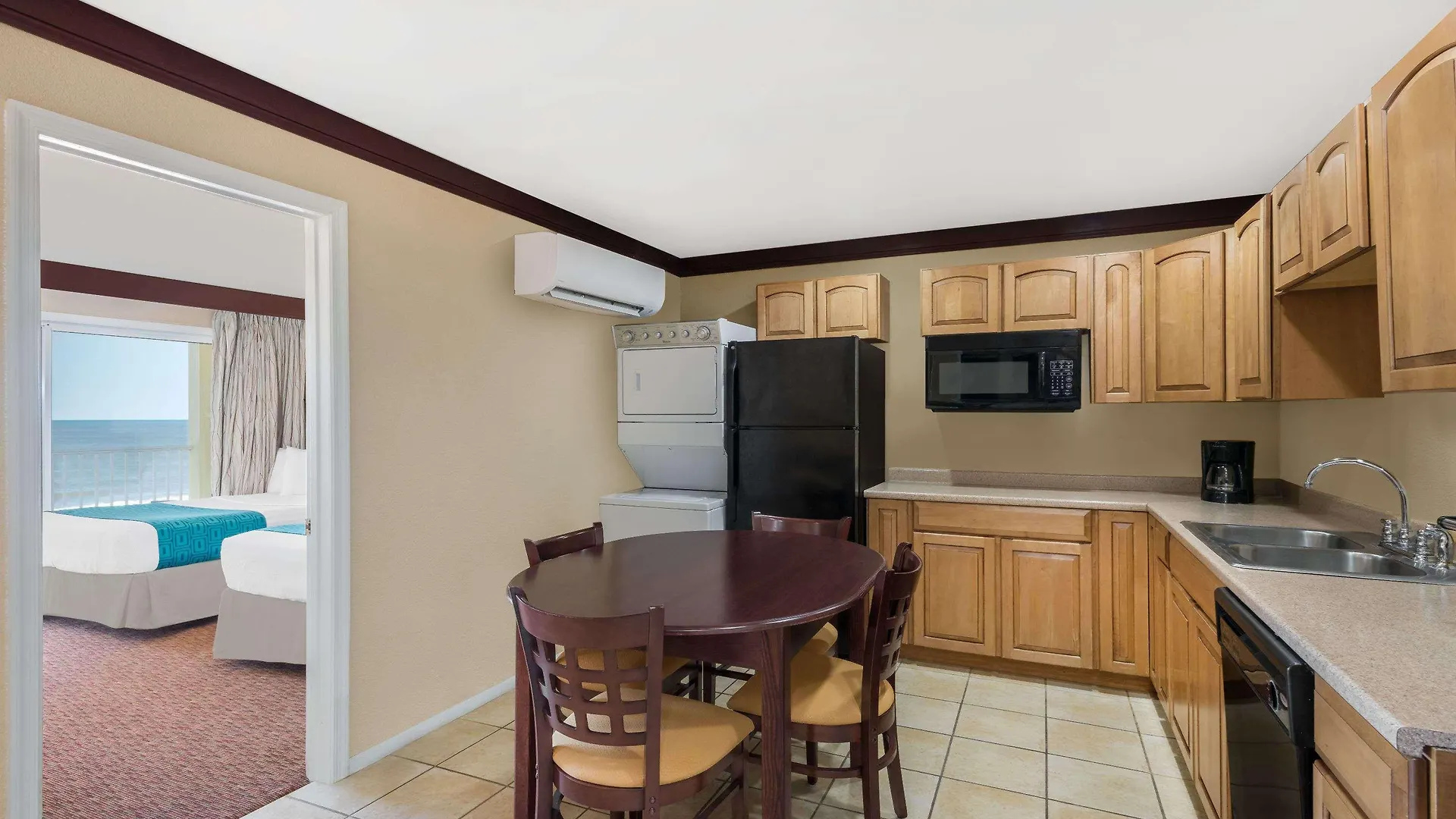 Days By Wyndham Ocean Oceanfront